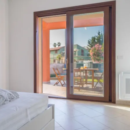 Seaside - Retreat With Jacuzzi Villa